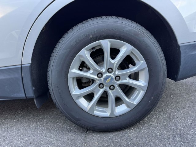 Used 2018 Chevrolet Equinox LT FWD image 12