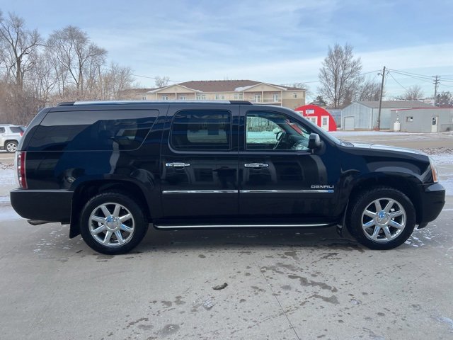 Used 2012 GMC Yukon XL Denali image 5