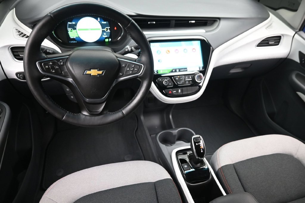 Used 2017 Chevrolet Bolt LT FWD image 15