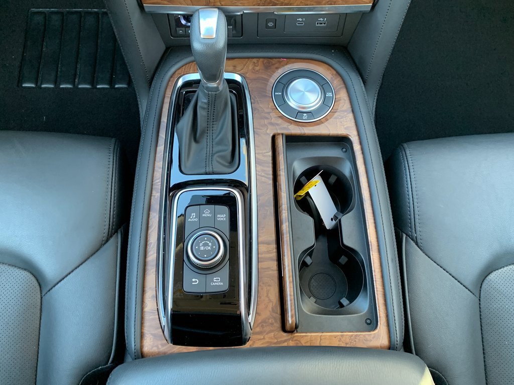 Used 2024 Nissan Armada SL w/ Captain's Chairs Package image 16