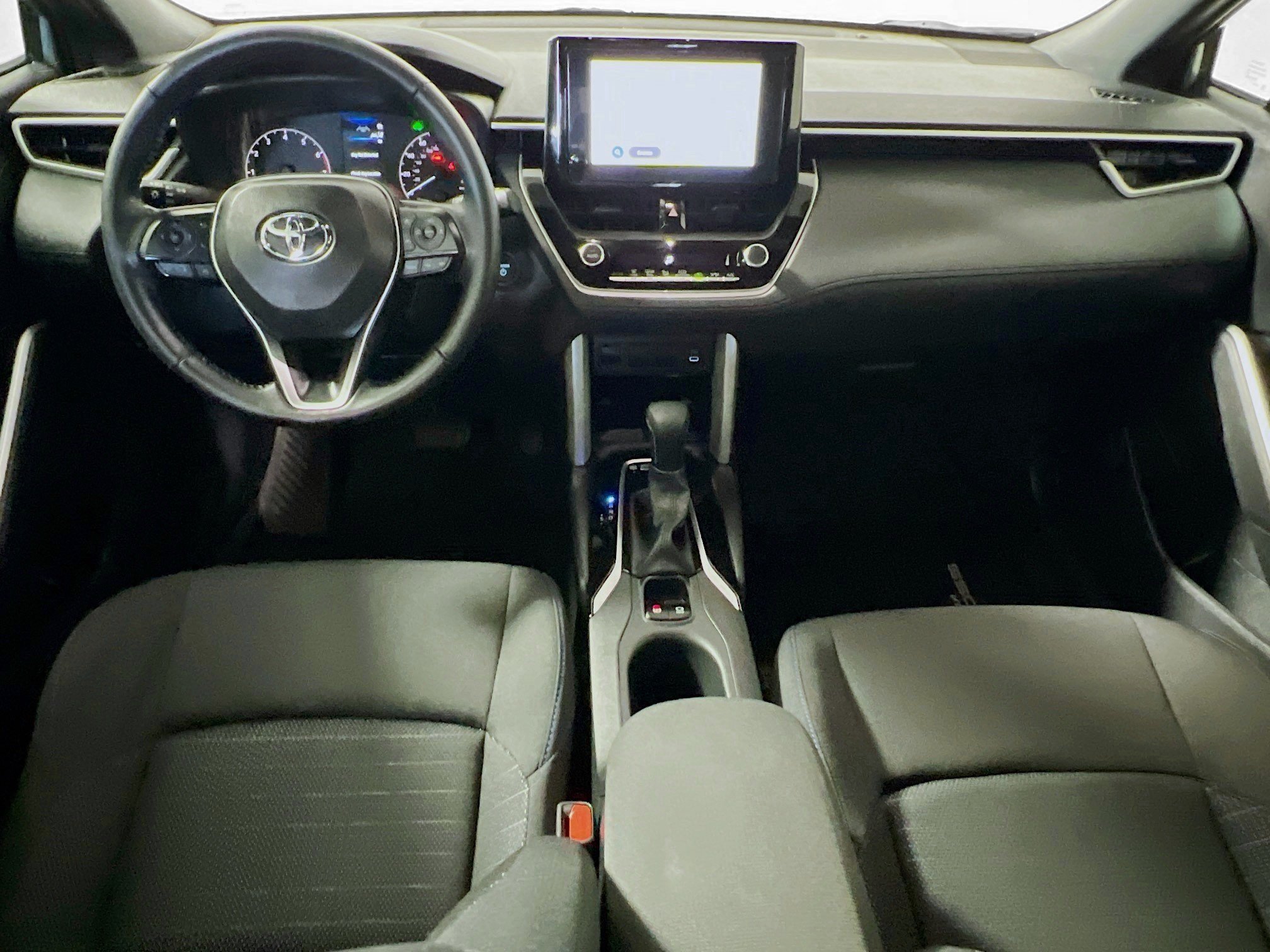 Used 2024 Toyota Corolla Cross AWD Hybrid image 29