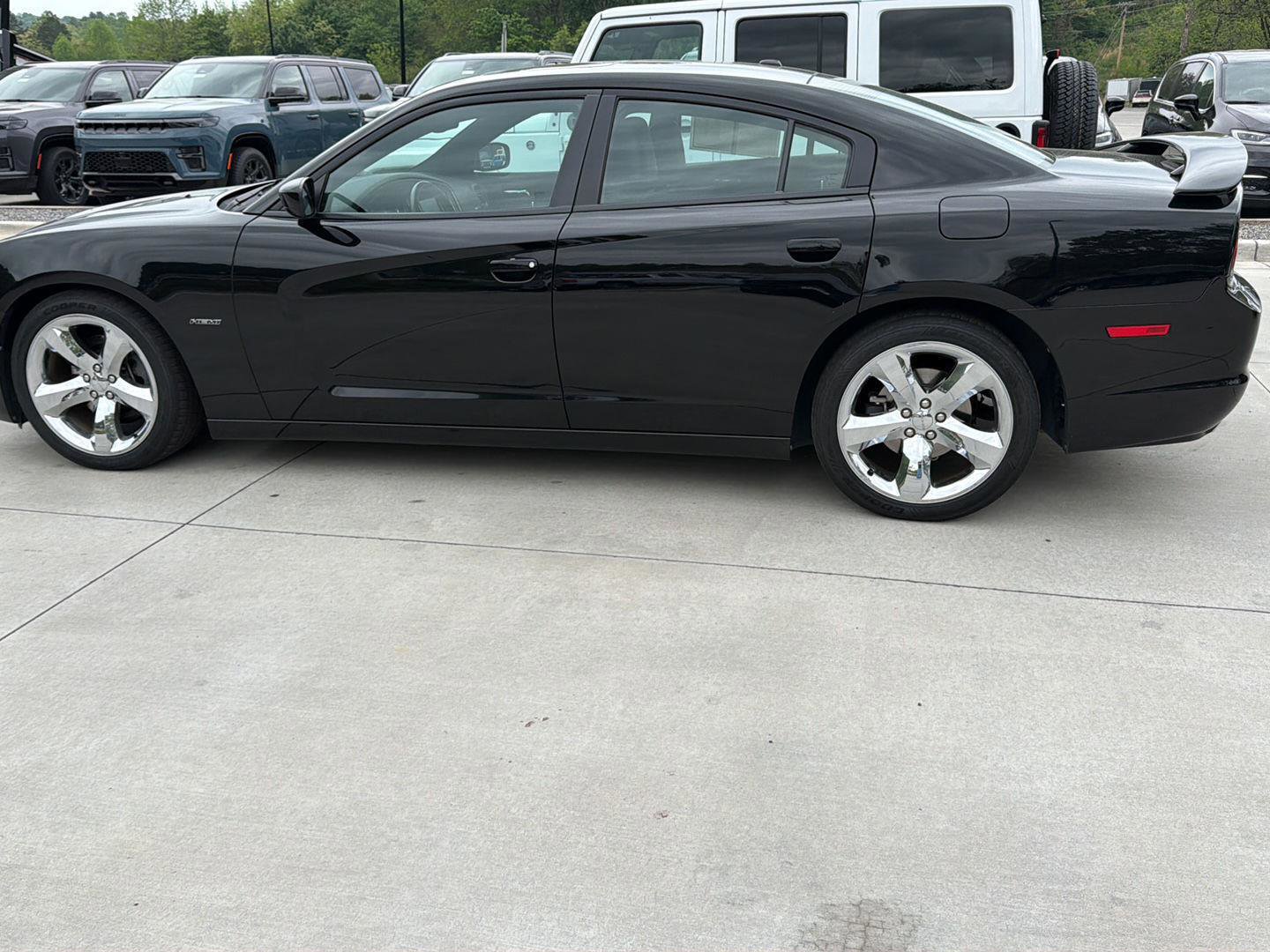 Used 2012 Dodge Charger R/T RWD image 6