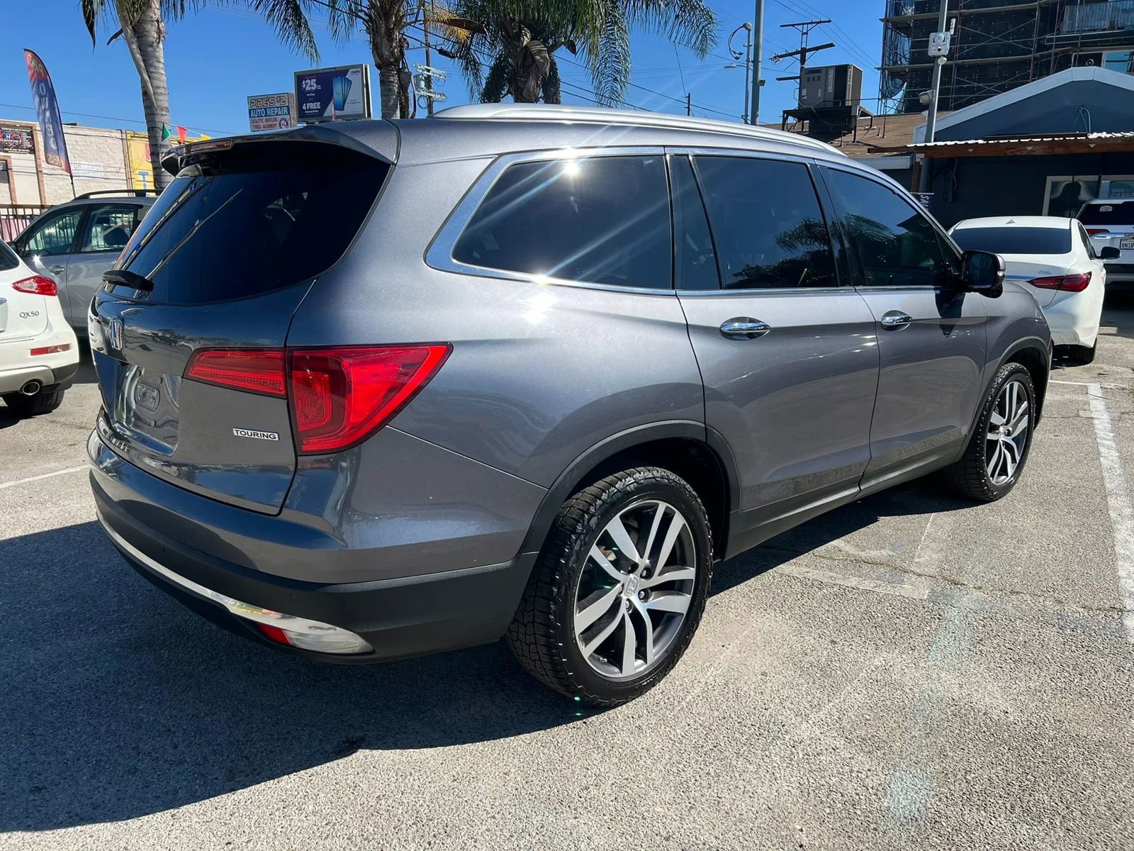 Used 2016 Honda Pilot Touring image 5
