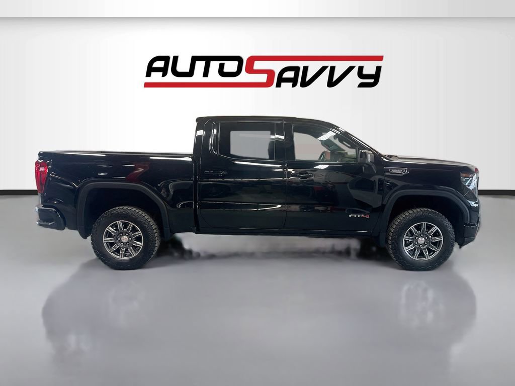 Used 2024 GMC Sierra 1500 AT4 w/ Technology Package AWD/4WD image 8