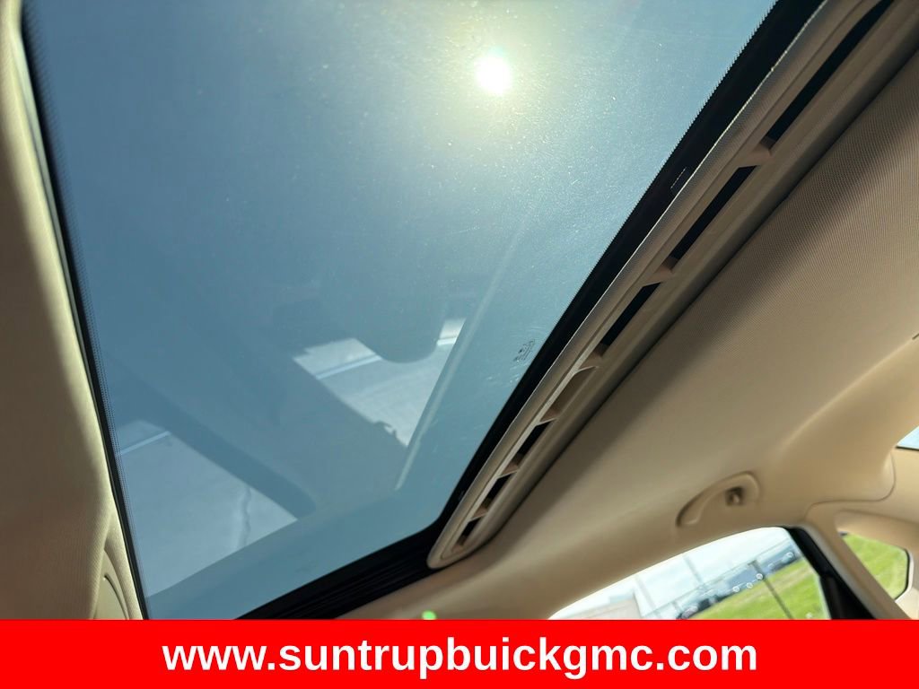 Used 2019 Volkswagen Passat 2.0T SE R-Line image 20