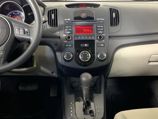 Used 2010 Kia Forte EX image 10