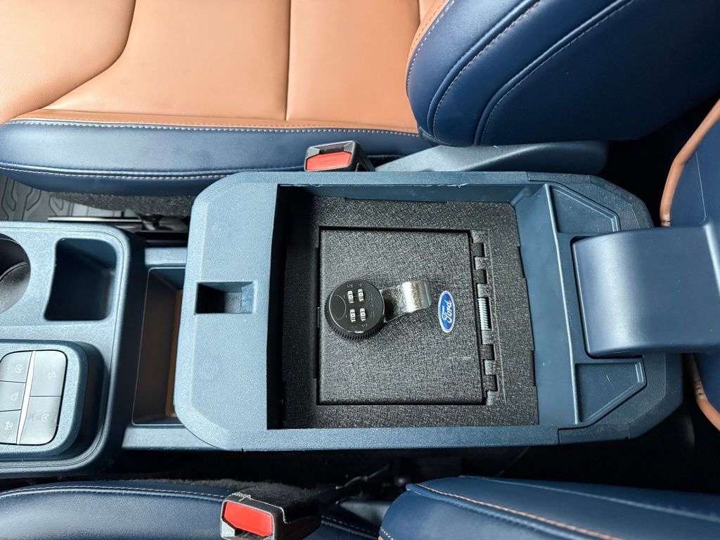 Used 2022 Ford Maverick Lariat w/ Lariat Luxury Package AWD/4WD image 35