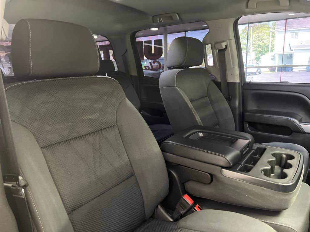 Used 2018 Chevrolet Silverado 1500 LT w/ All Star Edition AWD/4WD image 43