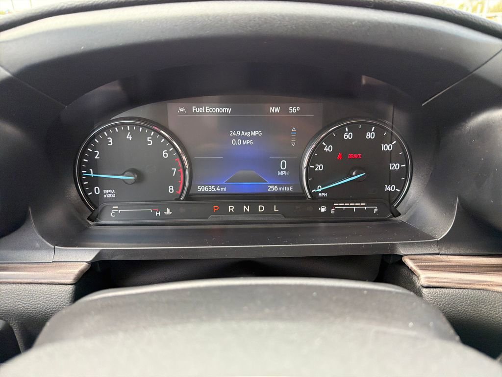 Used 2023 Ford Explorer Limited w/ Equipment Group 301A AWD/4WD image 15