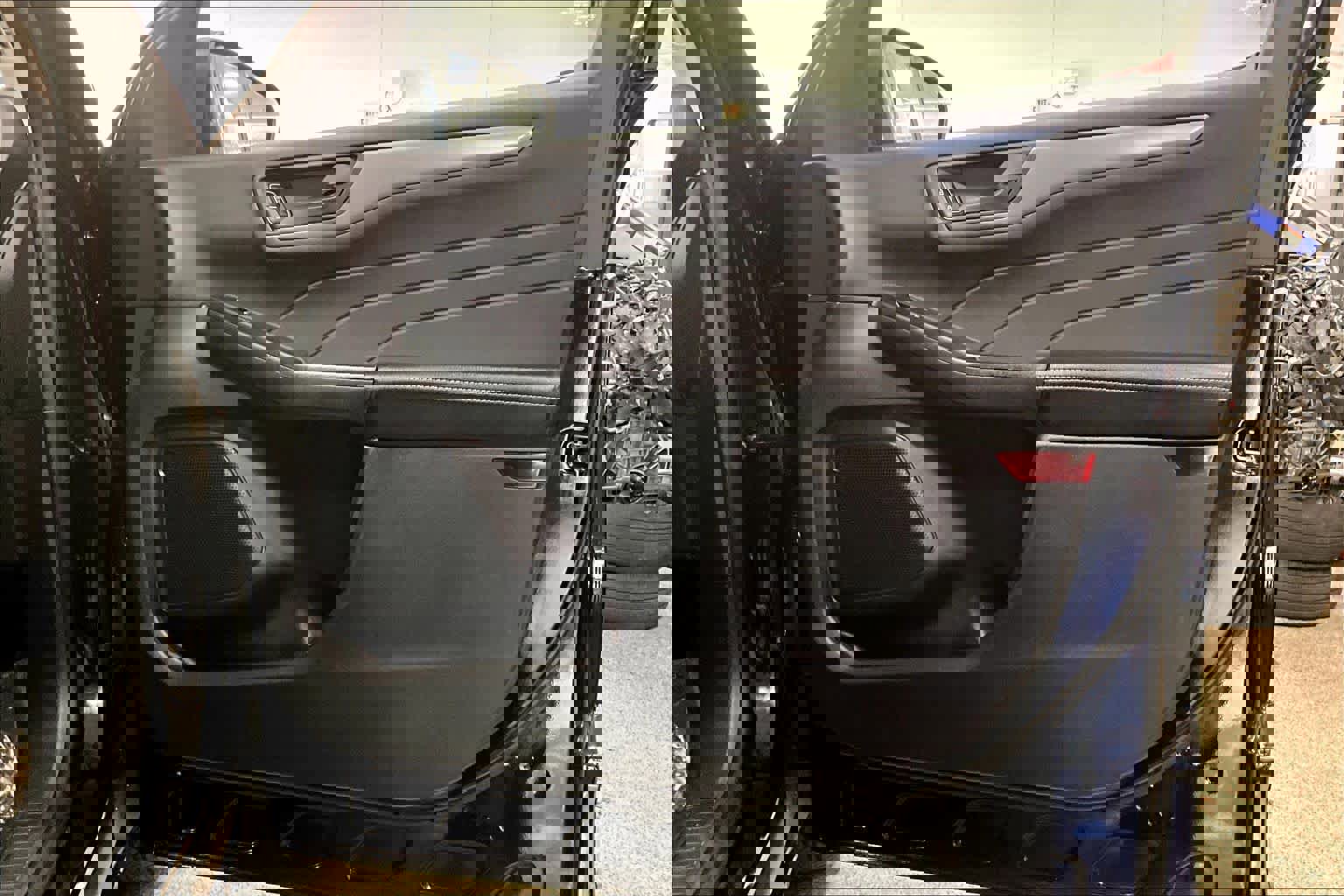 Used 2025 Ford Escape Active w/ Cold Weather Package image 22