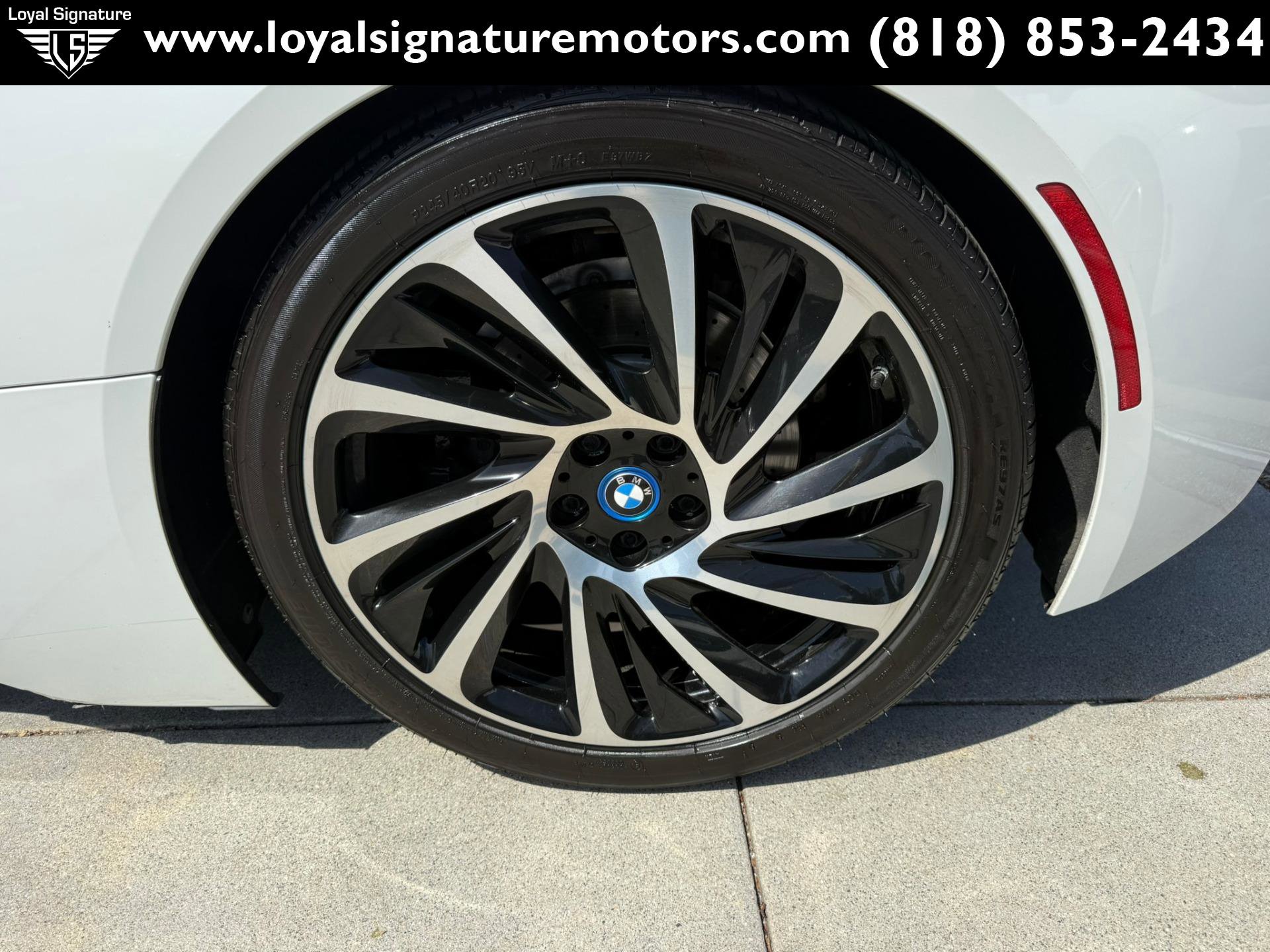 Used 2016 BMW i8 image 13