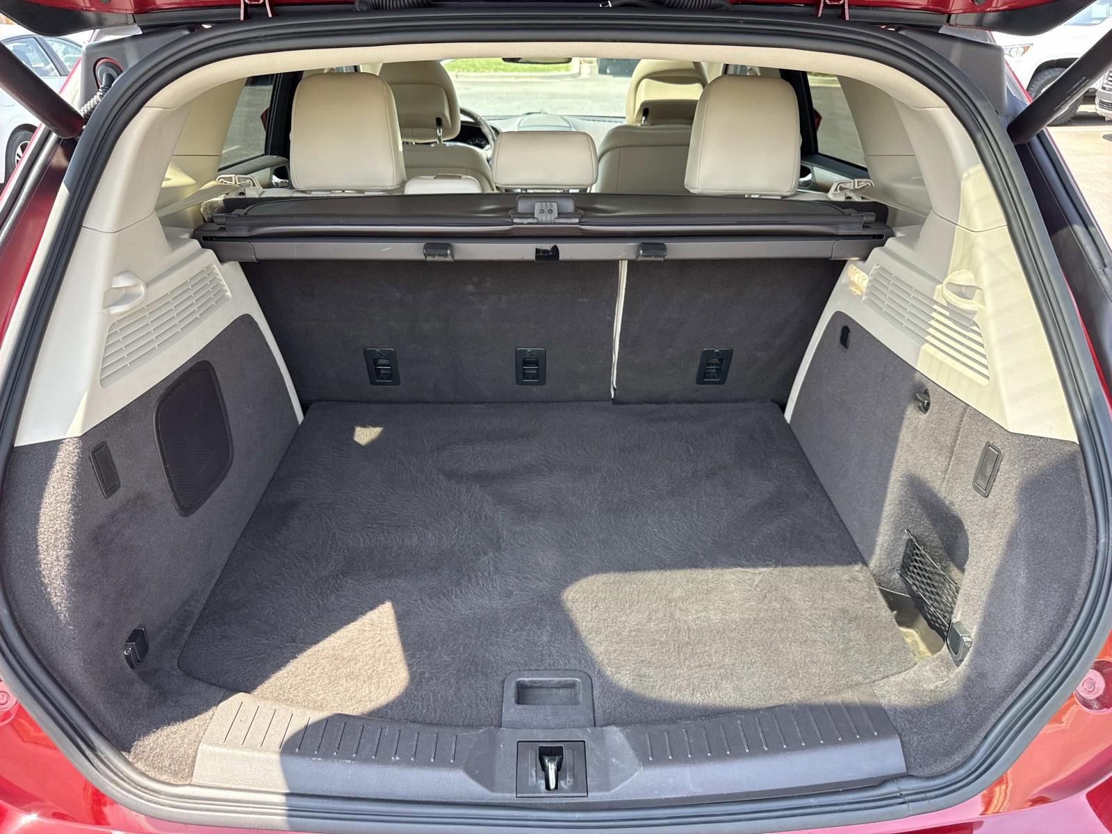 Used 2019 Lincoln MKC Select w/ Select Plus Package AWD/4WD image 27