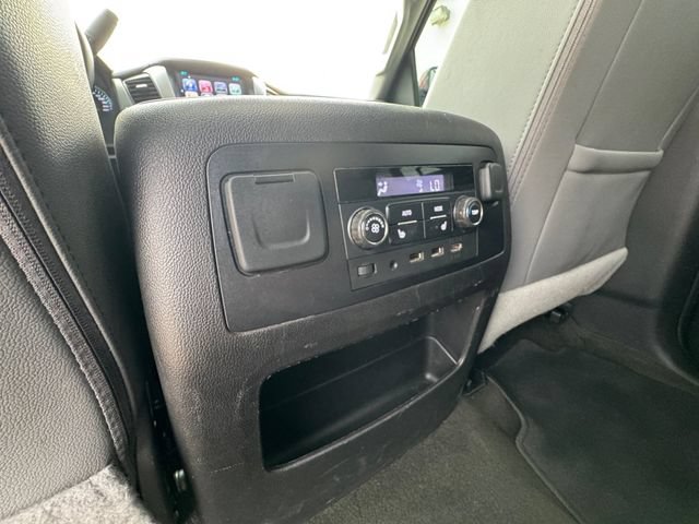 Used 2017 Chevrolet Suburban LT w/ Luxury Package RWD image 30