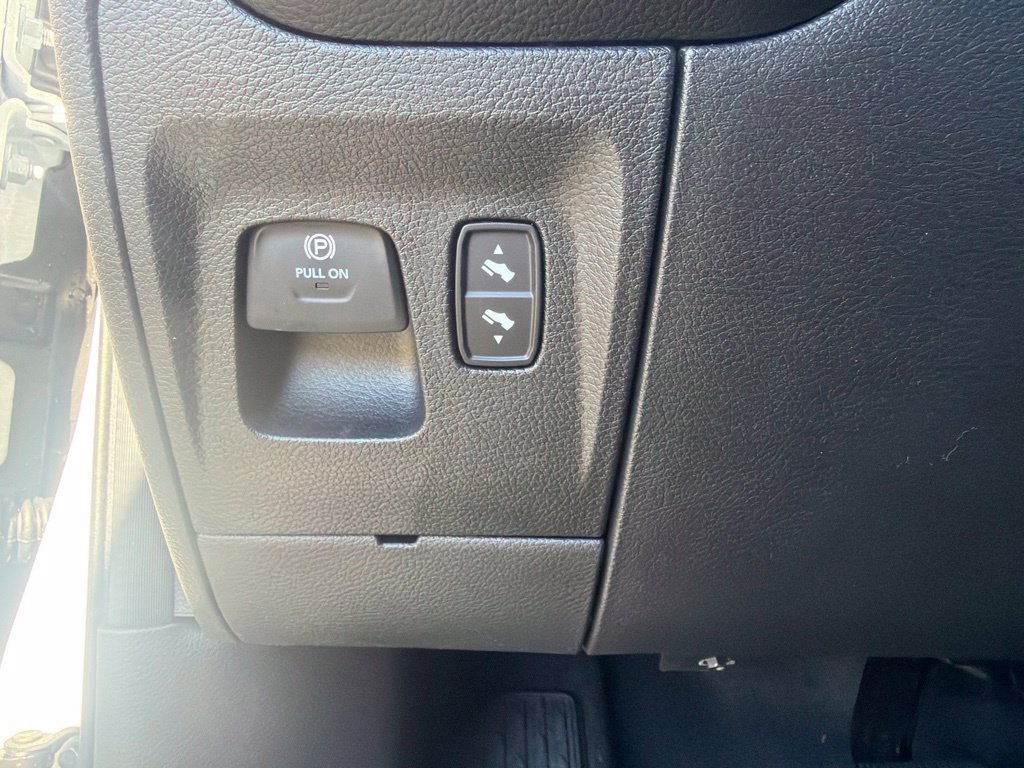 New 2027 RAM 1500 4x4 Crew Cab image 25