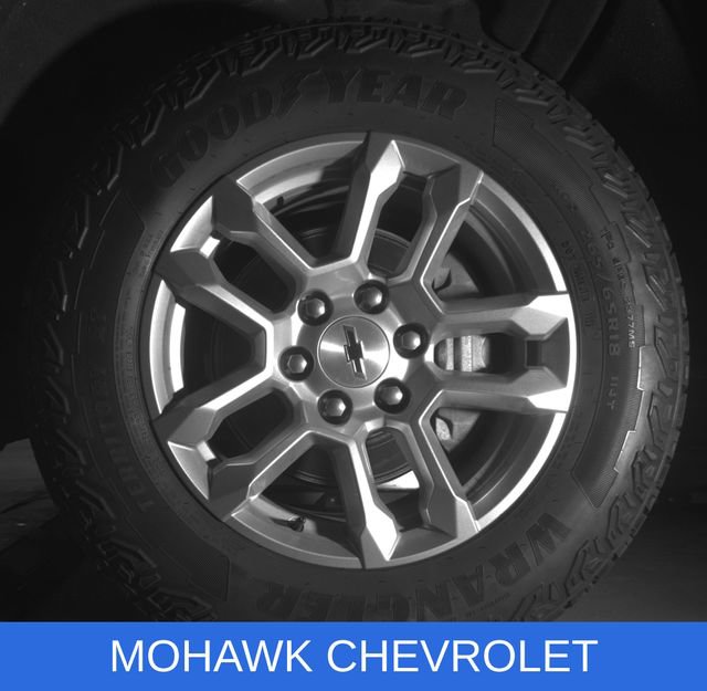 Used 2023 Chevrolet Silverado 1500 RST AWD/4WD image 11