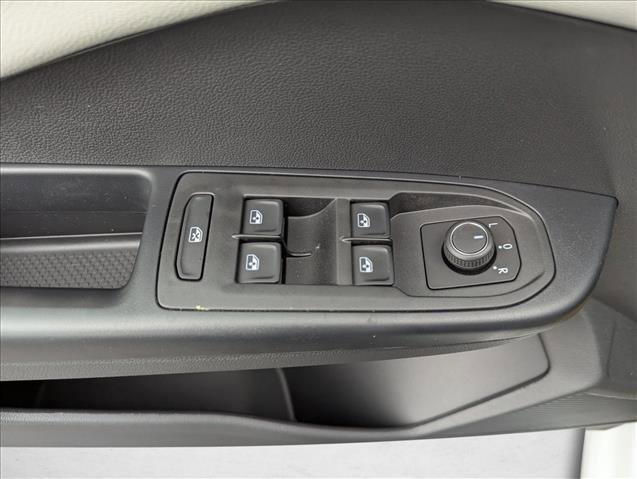 New 2026 Volkswagen Taos S image 10