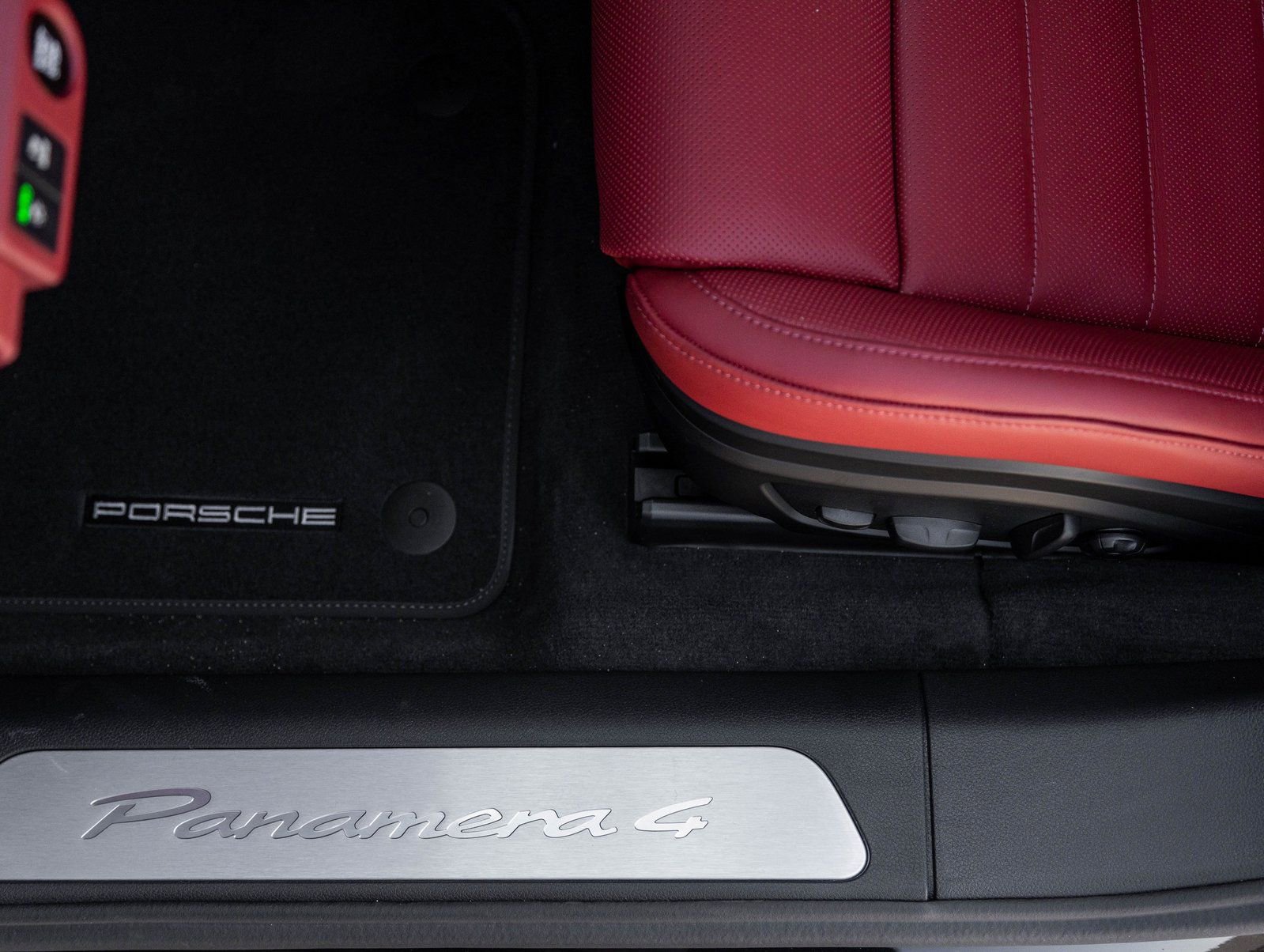 New 2026 Porsche Panamera 4 AWD/4WD image 22