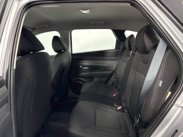 New 2026 Hyundai Tucson SE image 13