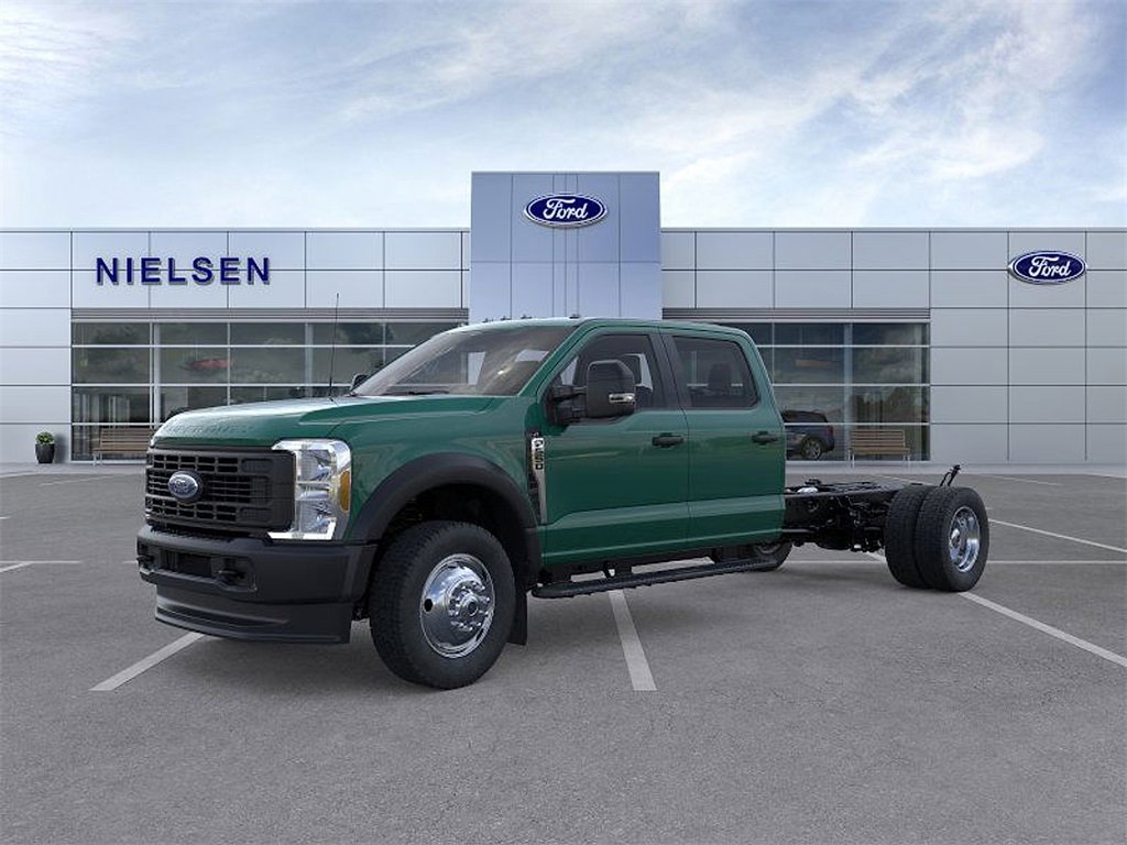 New 2025 Ford F550 4x4 Crew Cab Super Duty w/ Snow Plow Prep Package