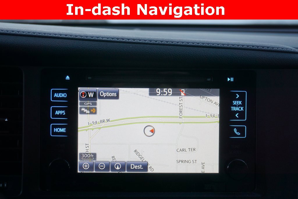 Used 2017 Toyota Sienna XLE image 10