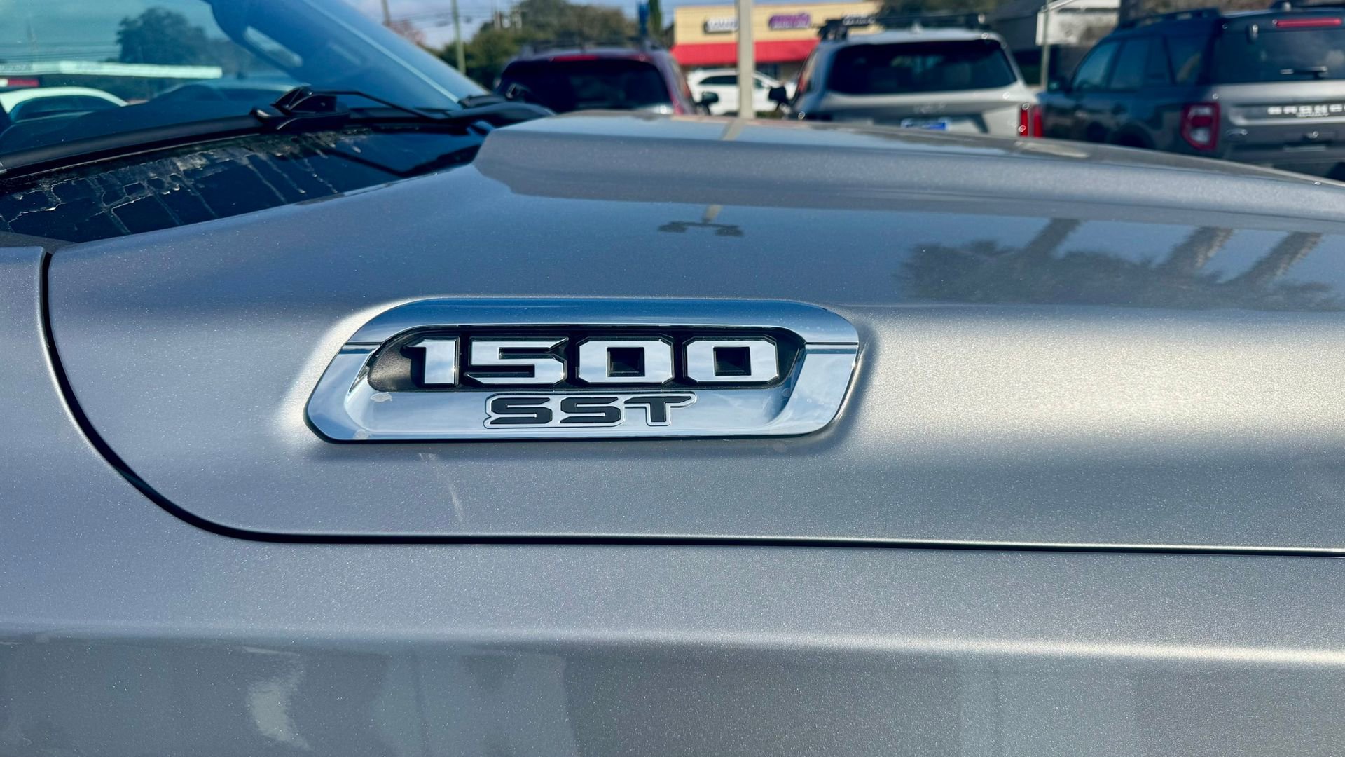 Used 2025 RAM 1500 Laramie image 7