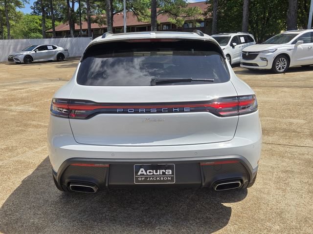 Used 2025 Porsche Macan Turbo AWD/4WD image 28