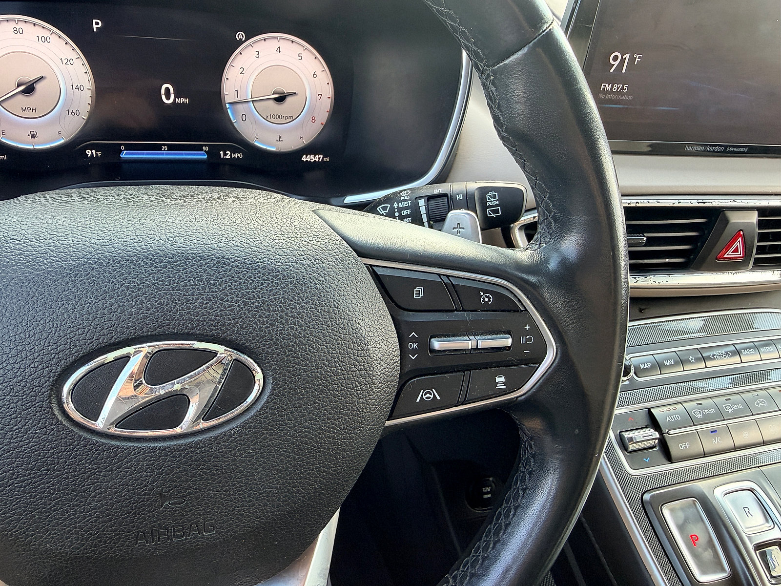 Used 2021 Hyundai Santa Fe SEL w/ Convenience + Premium Package FWD image 30