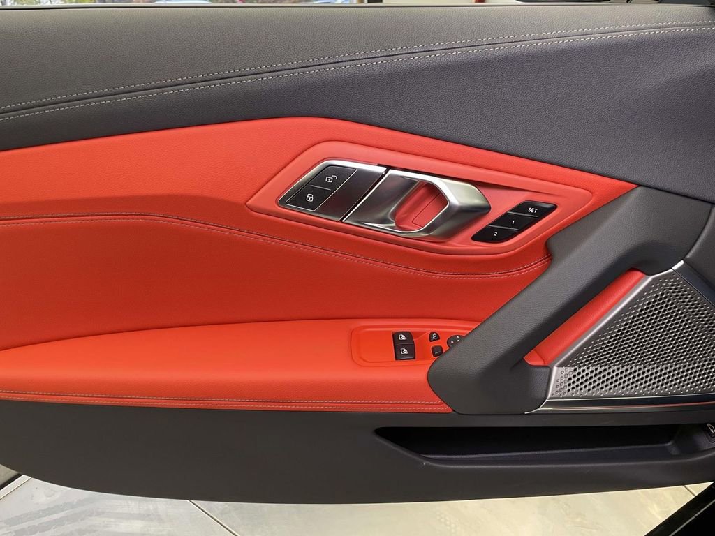 New 2026 BMW Z4 sDrive30i w/ Premium Package RWD image 25