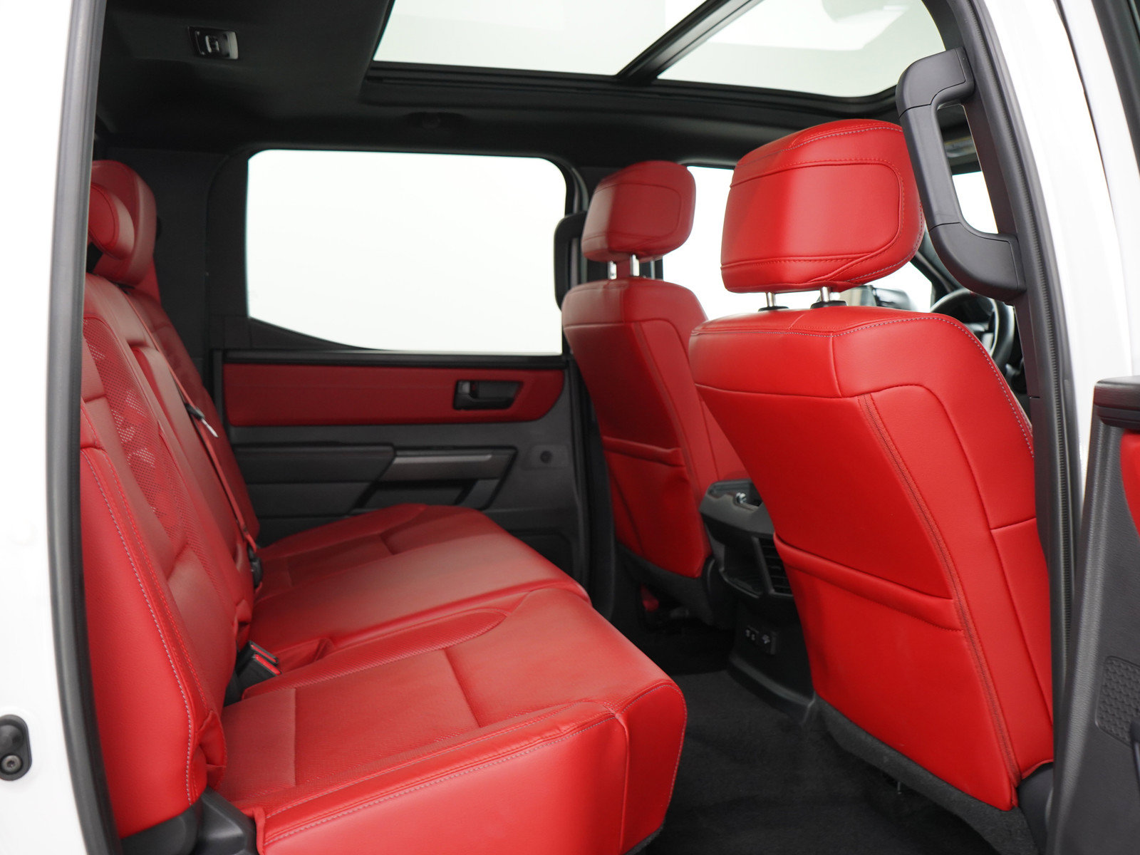 Used 2024 Toyota Tundra TRD Pro AWD/4WD image 16