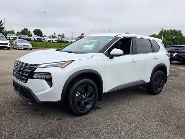 New 2026 Nissan Rogue SV FWD image 3