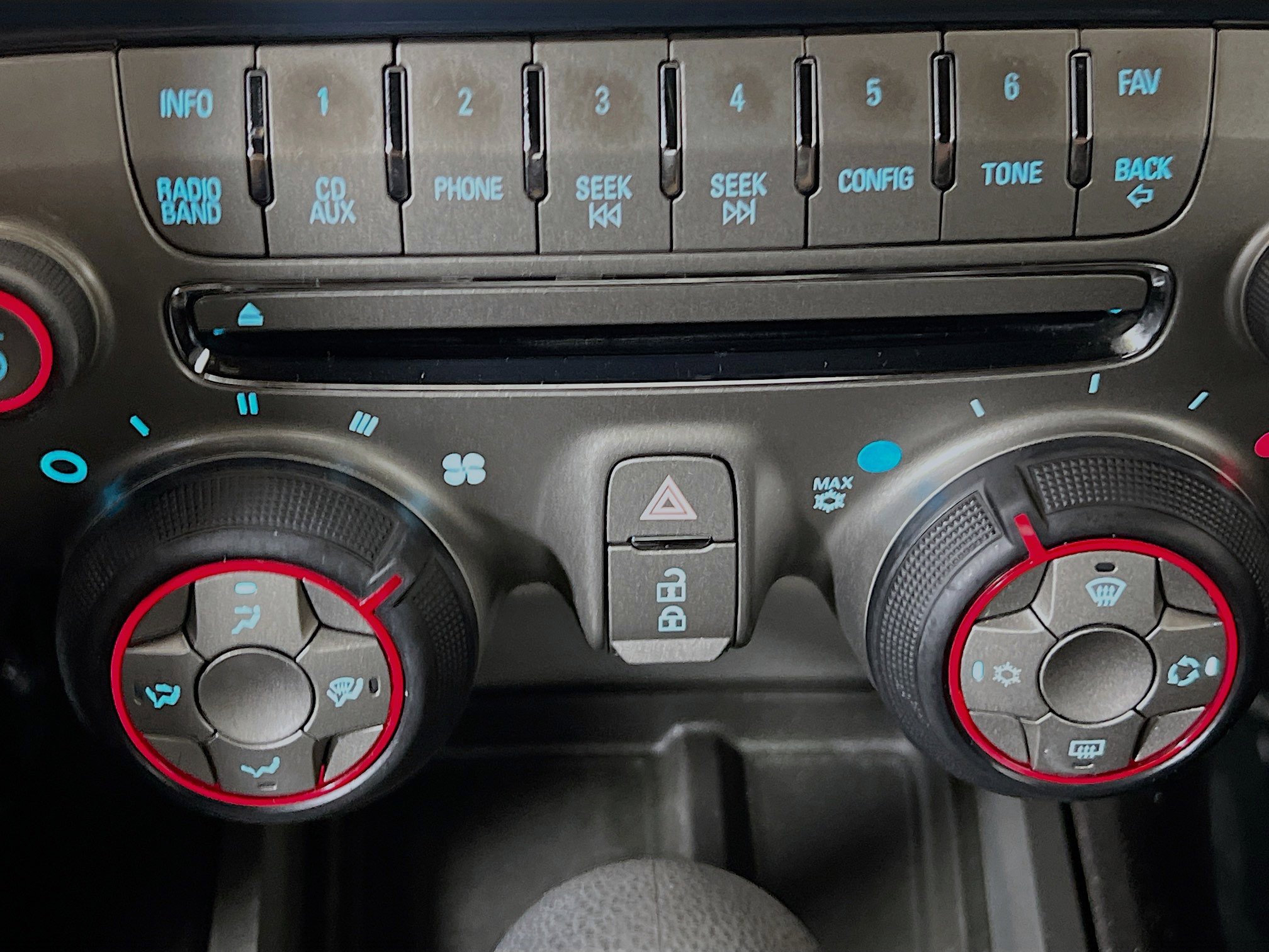 Used 2013 Chevrolet Camaro LS RWD image 25