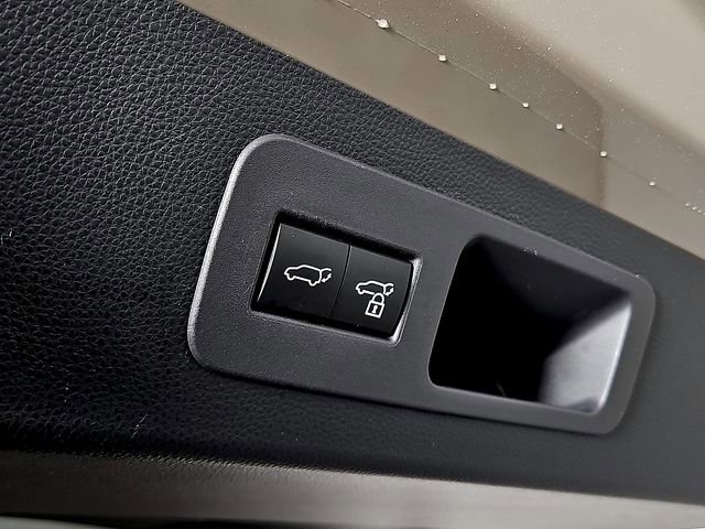Used 2025 Lexus LX 700h Overtrail AWD/4WD image 36