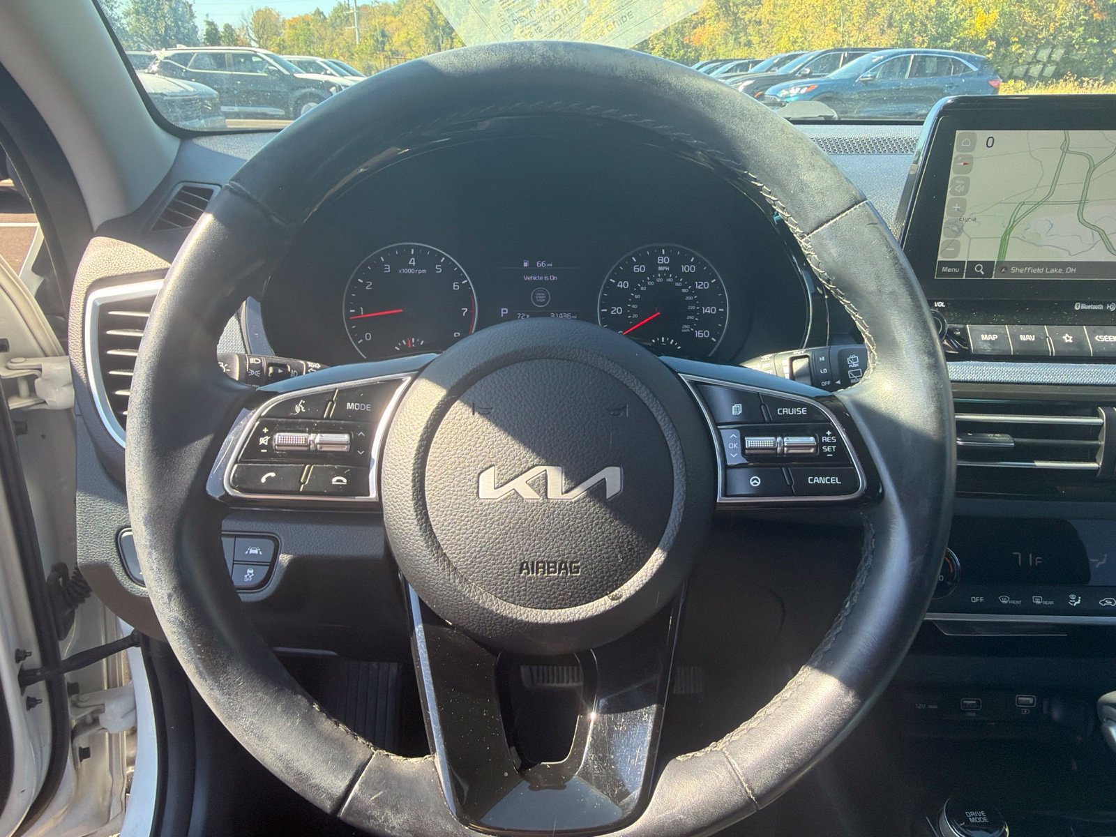 Used 2023 Kia Seltos S w/ Navigation Package AWD/4WD image 13