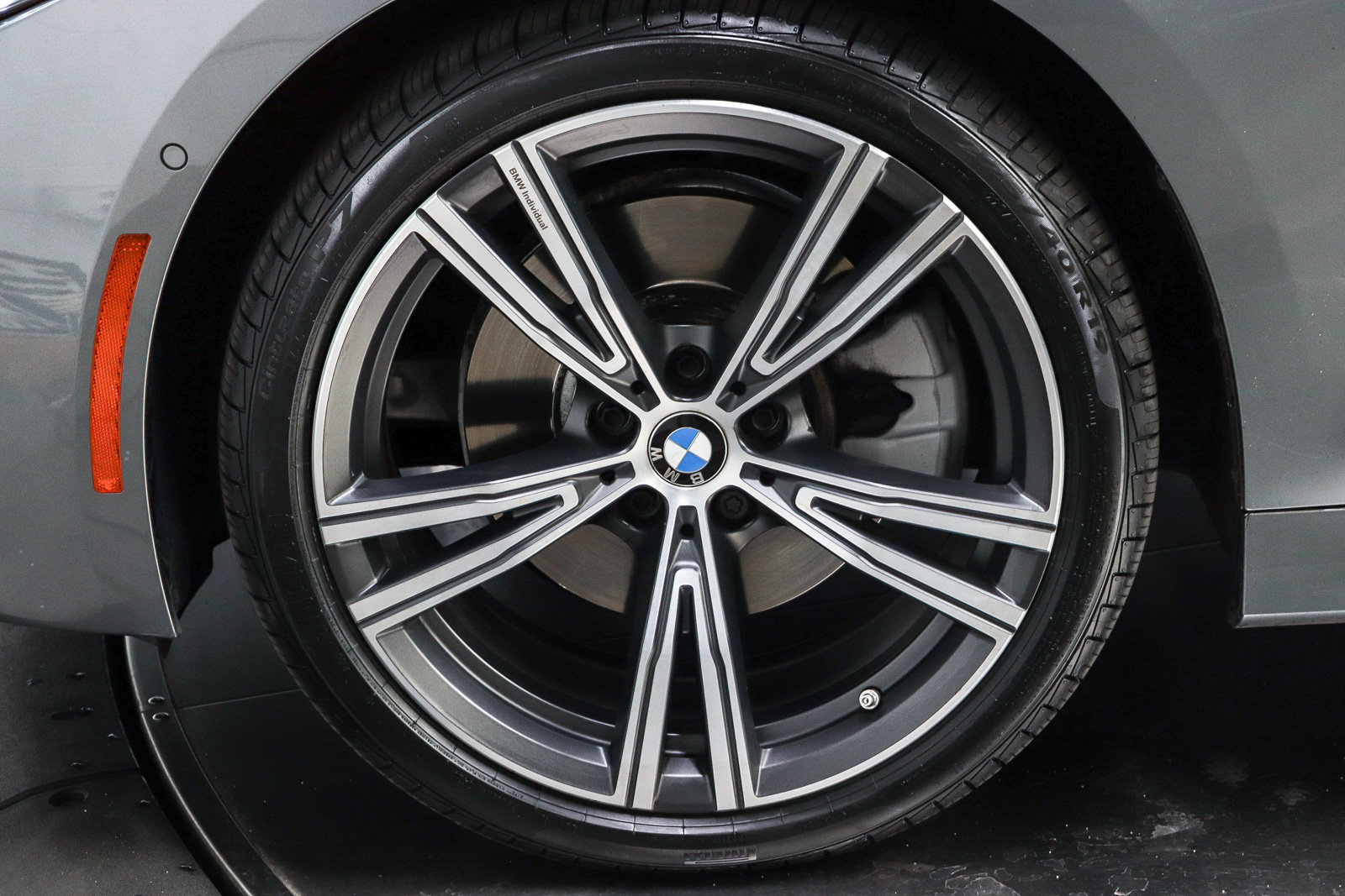 Certified 2024 BMW 330i Sedan w/ Convenience Package RWD image 8