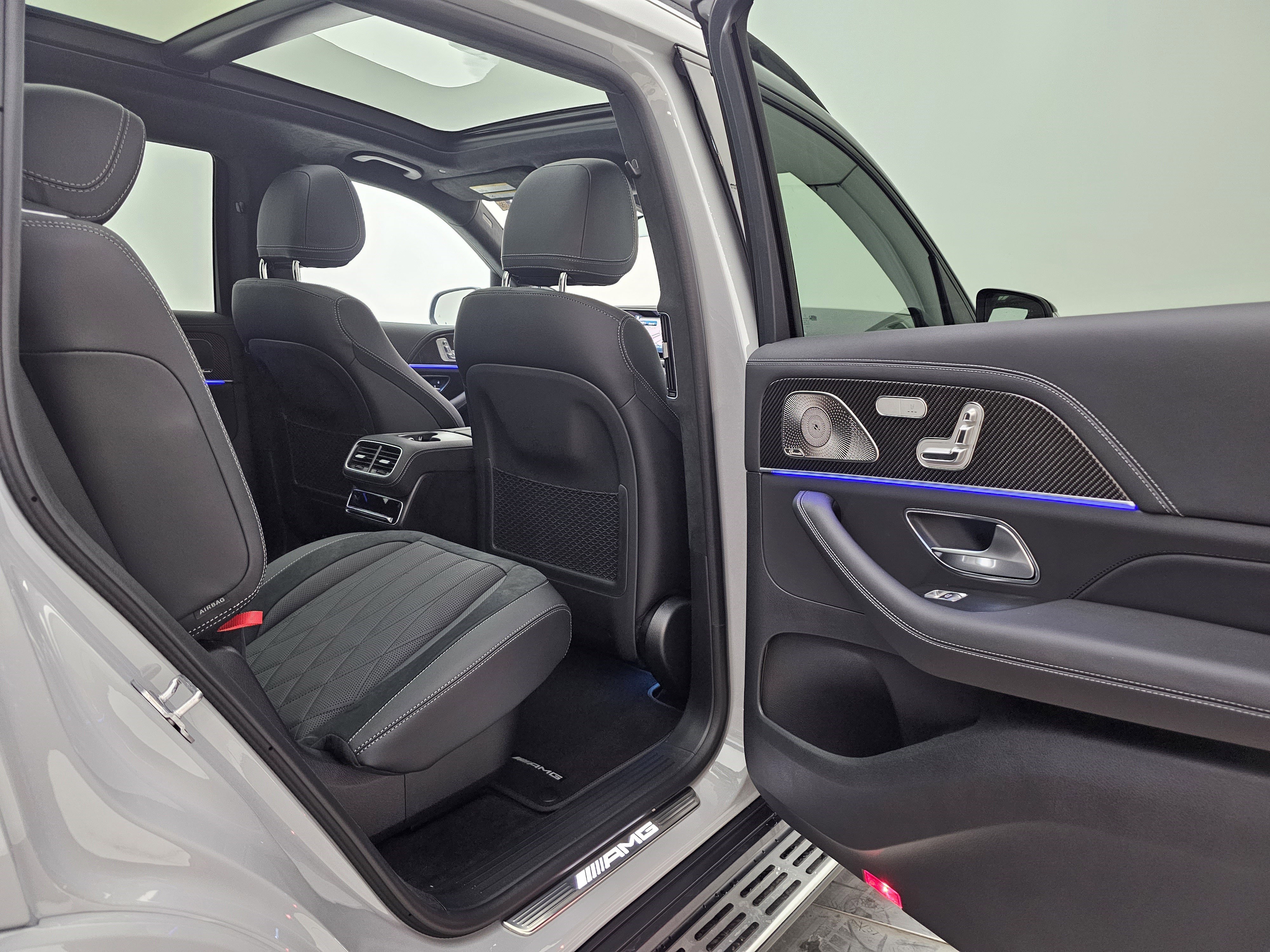 New 2026 Mercedes-Benz GLS 63 AMG 4MATIC image 27