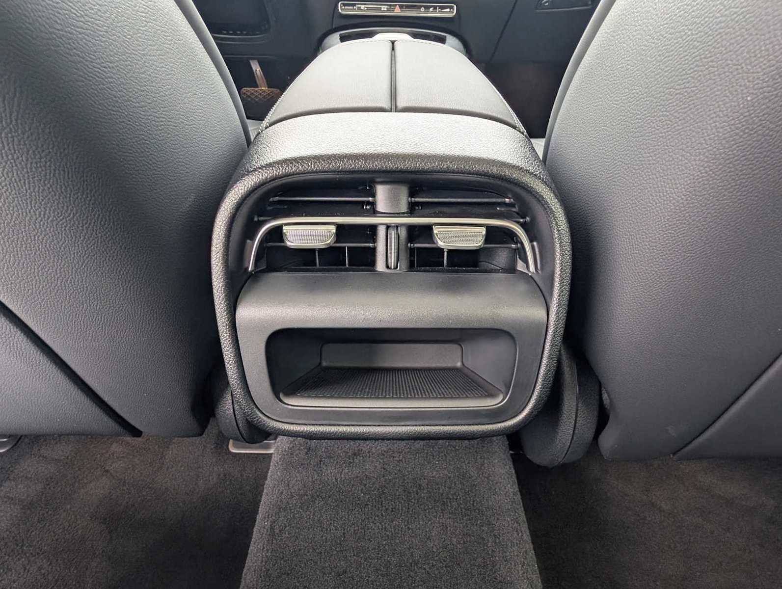 Used 2024 Mercedes-Benz E 350 4MATIC Sedan image 25