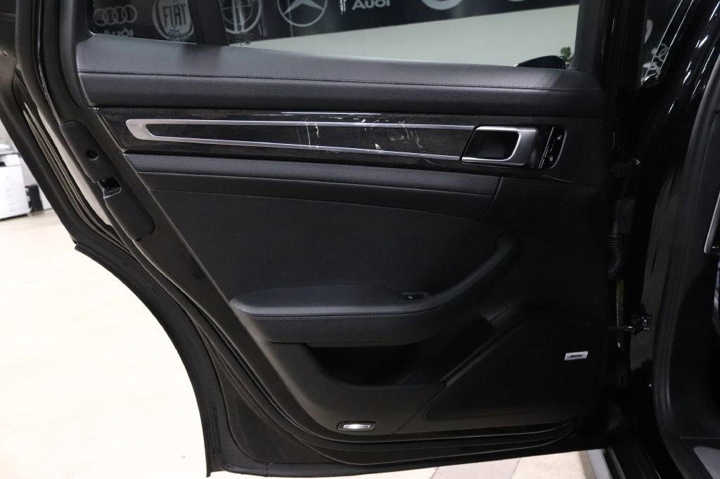 Used 2017 Porsche Panamera 4S image 20