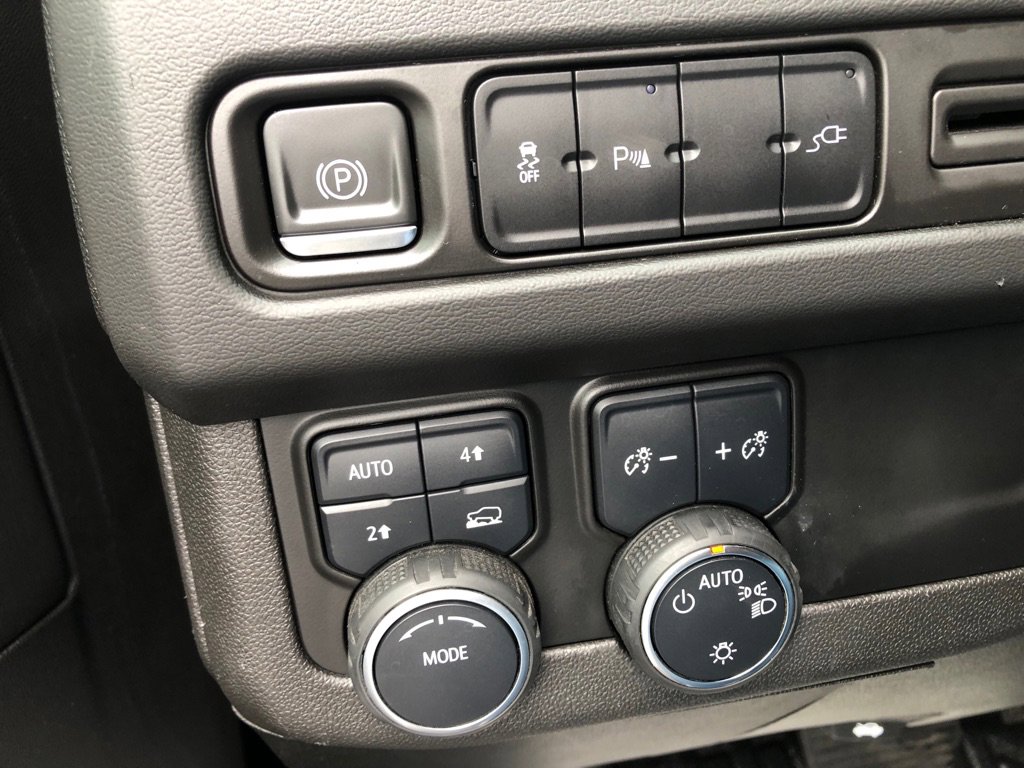 Used 2021 Chevrolet Tahoe 4WD w/ Remote Keyless Entry Package image 36