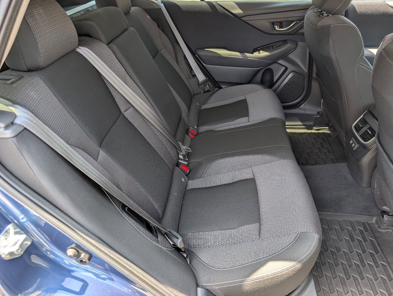 Used 2022 Subaru Outback Premium AWD/4WD image 5