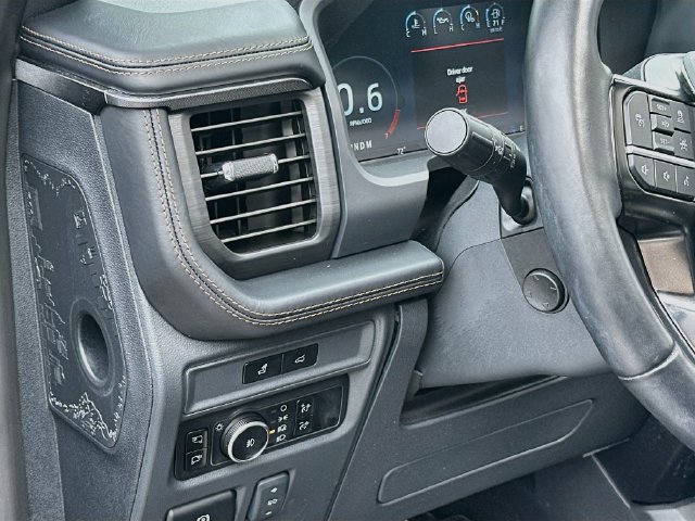 Used 2023 Ford Expedition Platinum AWD/4WD image 11