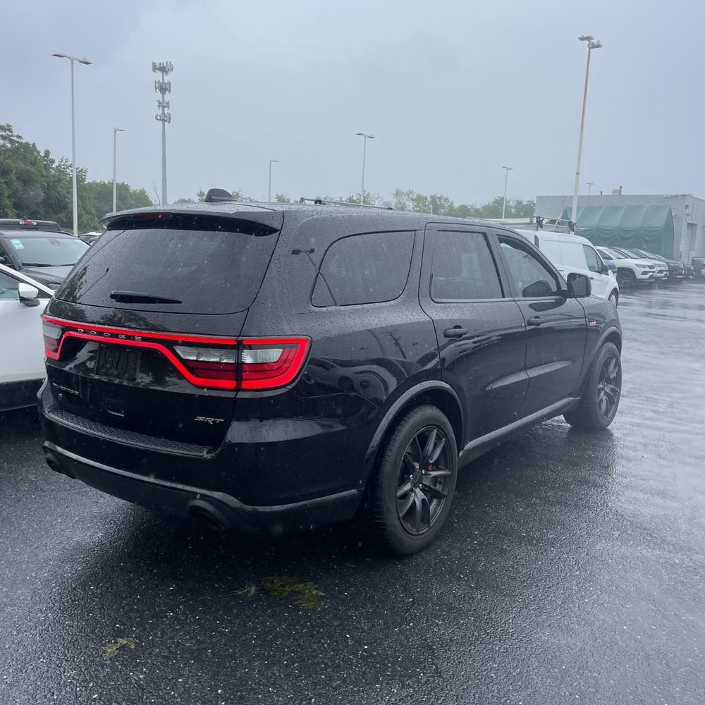 Used 2019 Dodge Durango SRT w/ Technology Group AWD/4WD image 3