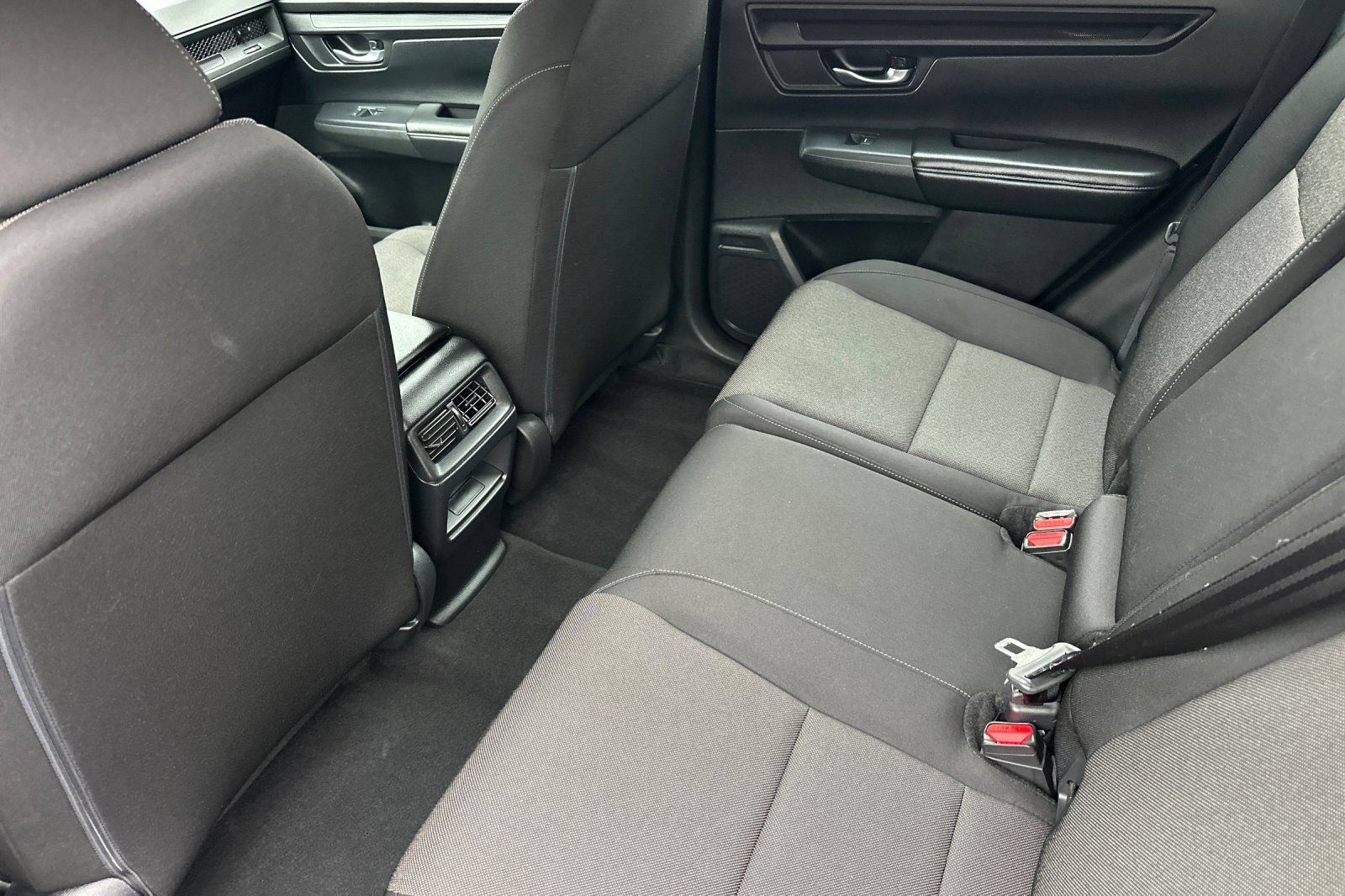 Used 2024 Honda CR-V LX image 12