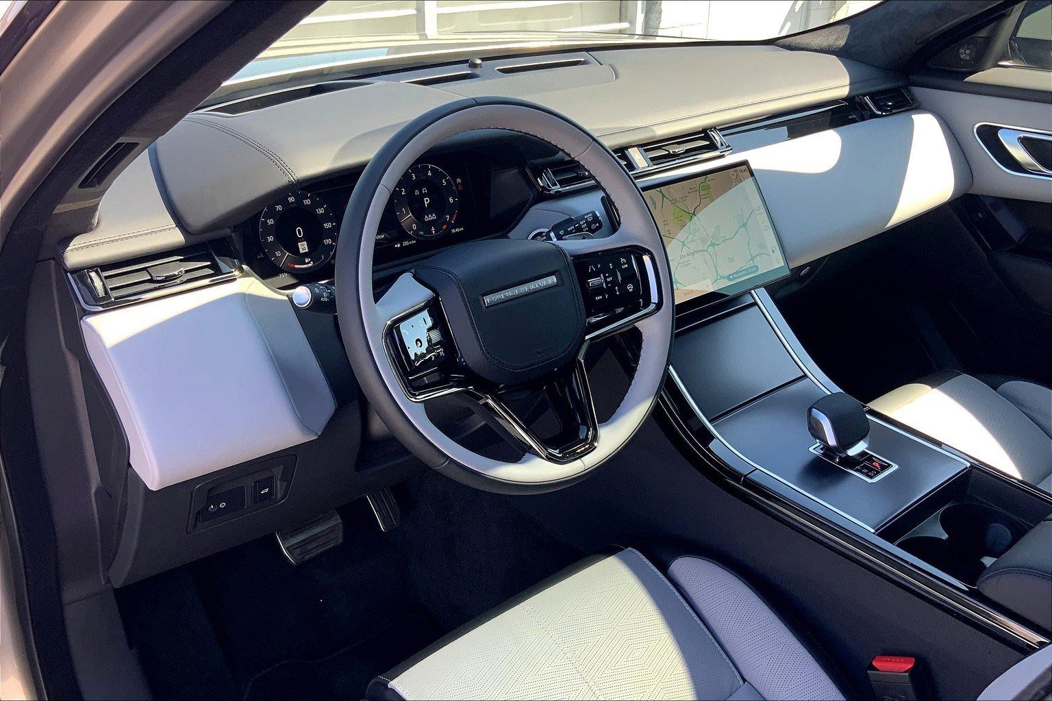 New 2026 Land Rover Range Rover Velar Autobiography image 5