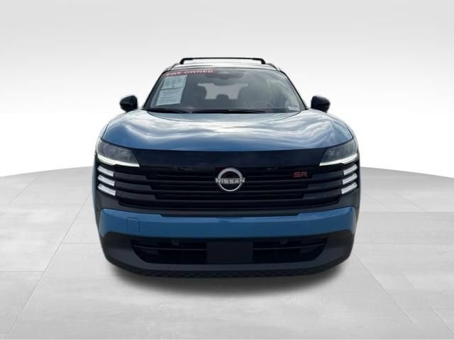 Used 2025 Nissan Kicks SR w/ Illumination Package FWD image 3