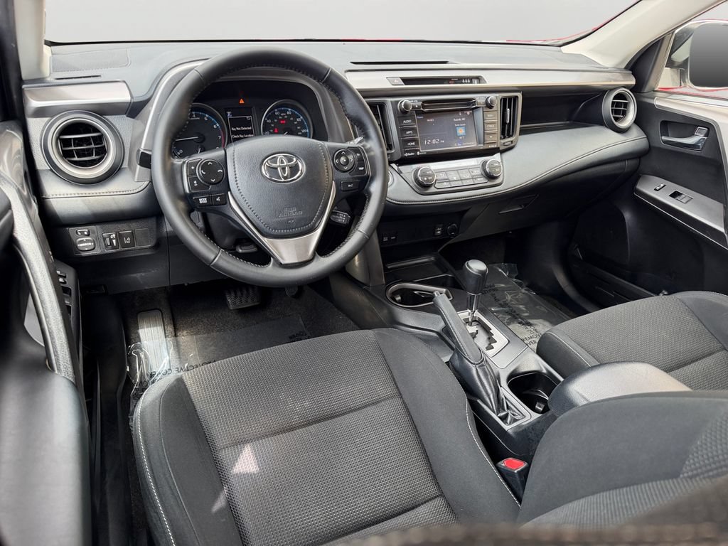 Used 2018 Toyota RAV4 XLE w/ Plus Extra Value Package AWD/4WD image 13