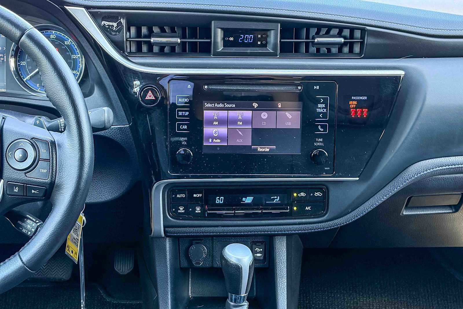 Used 2019 Toyota Corolla SE w/ Carpet Mat Package (TMS) image 12