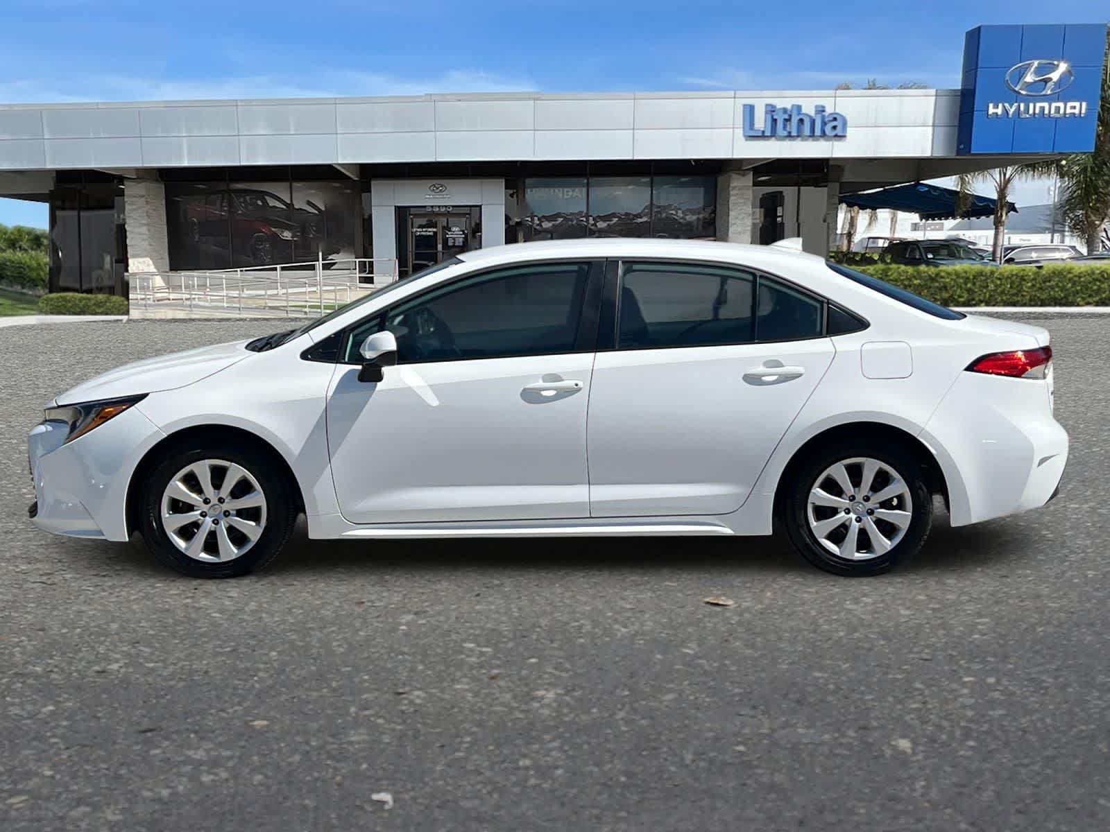 Used 2026 Toyota Corolla LE FWD image 6