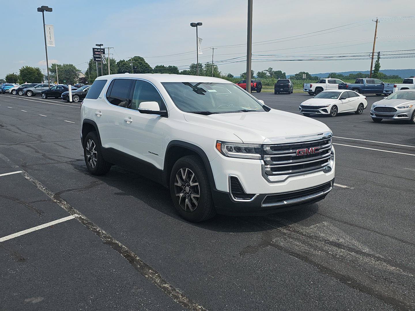 Used 2020 GMC Acadia SLE FWD image 3