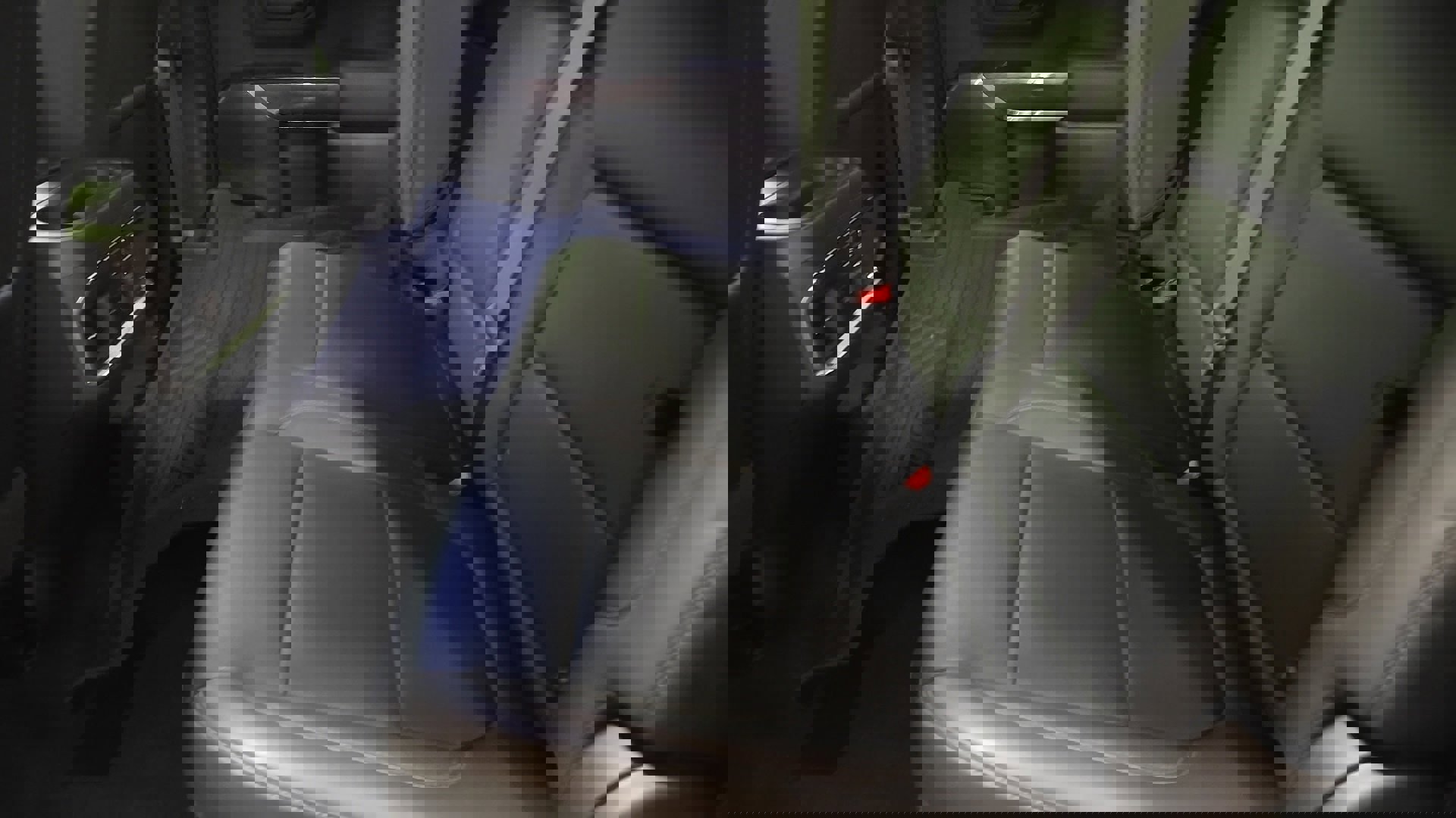 Used 2020 Chevrolet Silverado 1500 LTZ w/ LTZ Premium Package image 14