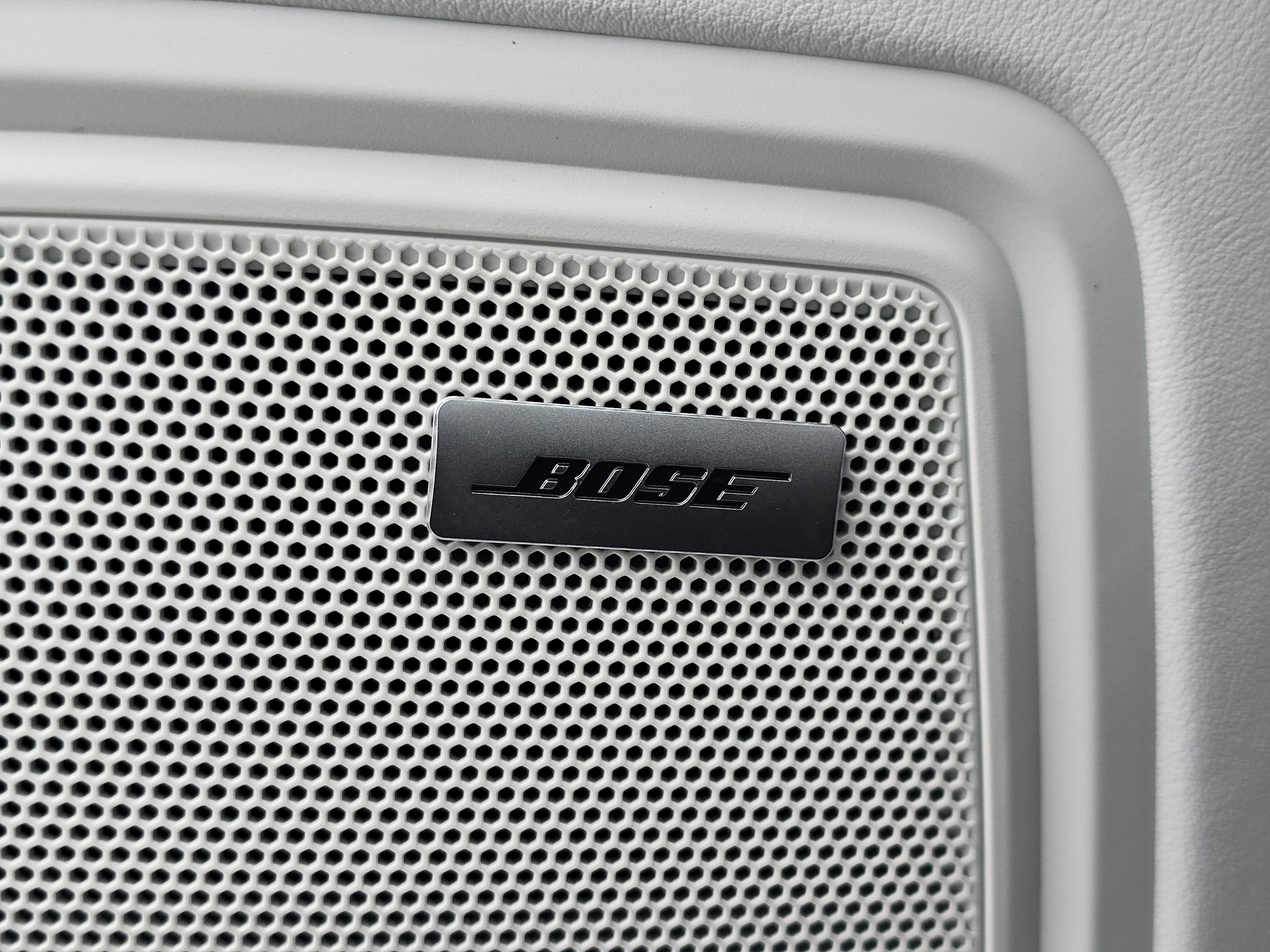 New 2026 Porsche Macan S image 28